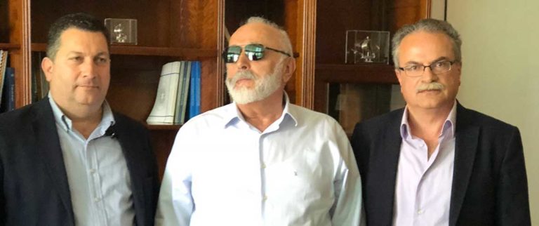Συζήτηση στο Υπουργίο Εμπορικης Ναυτιλίας για τους ναυαγοσώστες