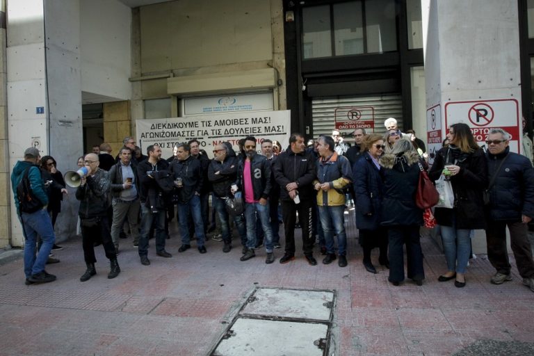 Χίλια ευρώ σε κάθε άνεργο ή εργαζόμενο σε επίσχεση στο Mega Channel