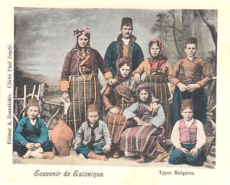 «Συνέβη στην Ελλάδα» – «Οι “άλλοι” Έλληνες» στο Εθνικό Θέατρο