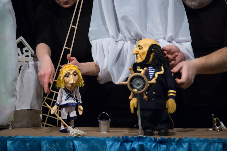 «The miracle of the scarlet sails» στο Εργαστήρι Μαιρηβή