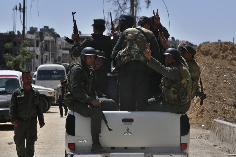 Διορία 48 ωρών σε τζιχαντιστές να εγκαταλείψουν θύλακα νότια της Δαμασκού  