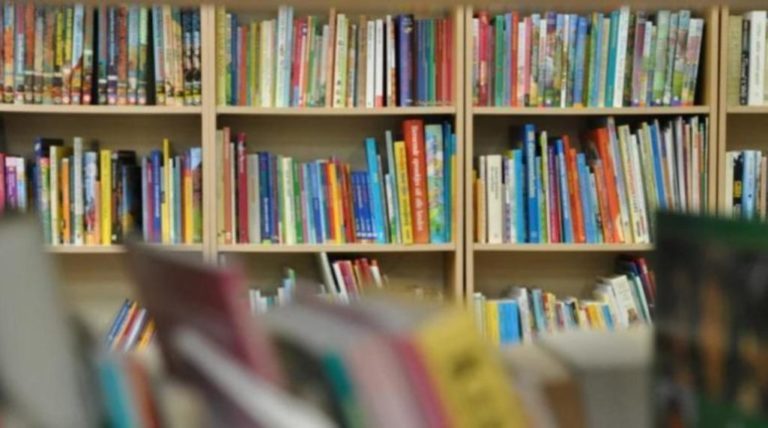 Γρεβενά: Συνάντηση της Λέσχης Ανάγνωσης στη βιβλιοθήκη