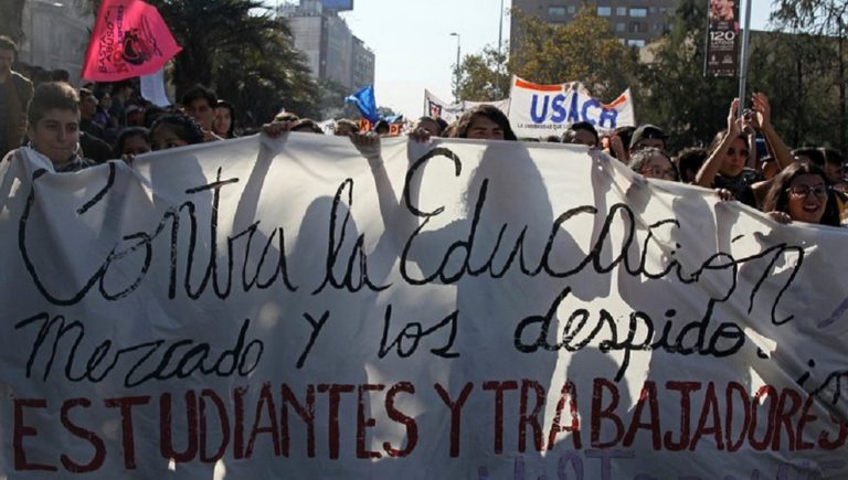 Χιλή: Πρώτη μαζική κινητοποίηση φοιτητών και εκπαιδευτικών επί νέας κυβέρνησης
