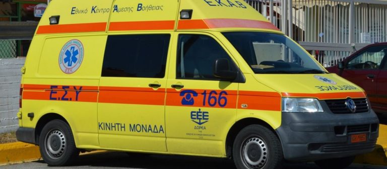 Ηράκλειο: Τροχαίο με ασθενοφόρο που μετέφερε νεογνά
