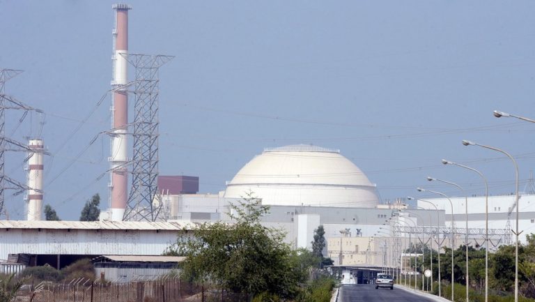 Προειδοποίηση Τεχεράνης προς Τραμπ για πιθανή αποχώρησή της από τη Συμφωνία για τα πυρηνικά
