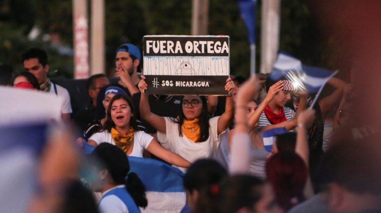 Νικαράγουα: Είκοσι επτά νεκροί σε διαδηλώσεις – Κινήσεις Ορτέγα για αποκλιμάκωση της έντασης
