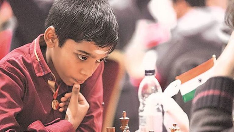 Ο περίφημος 12χρονος Ινδός σκακιστής στο Ηράκλειο