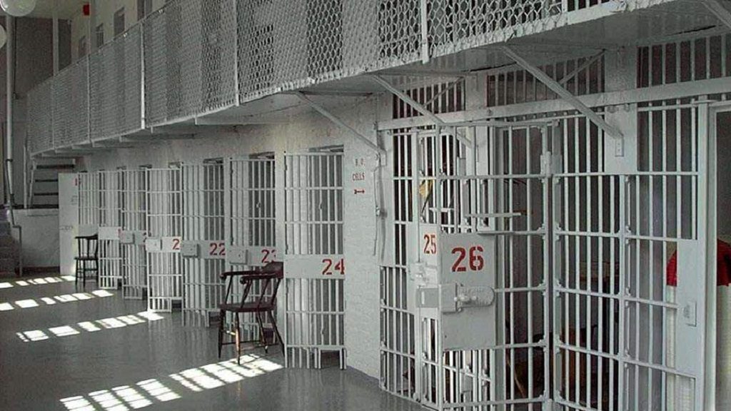 Ναρκωτικά και κινητά εντοπίστηκαν στις φυλακές Τρικάλων