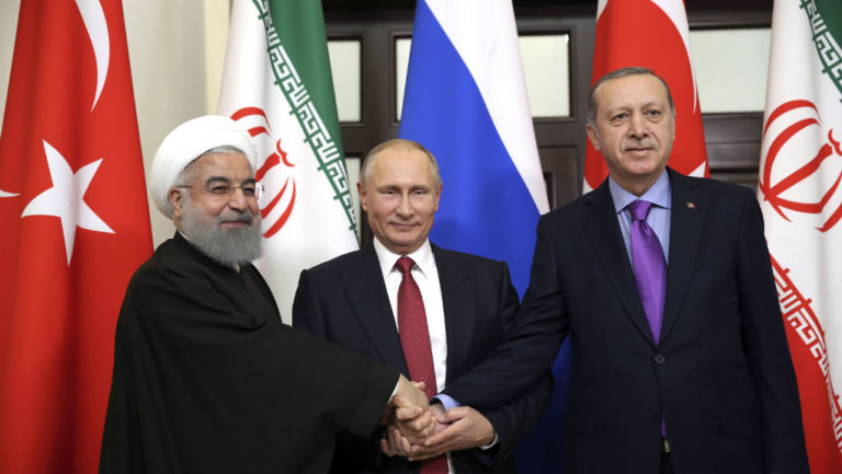 Σήμερα στην Άγκυρα η τριμερής σύνοδος Τουρκίας-Ρωσίας και Ιράν για το συριακό