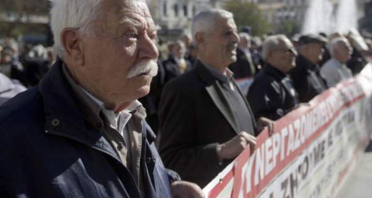 Καβάλα: Στους δρόμους οι συνταξιούχοι