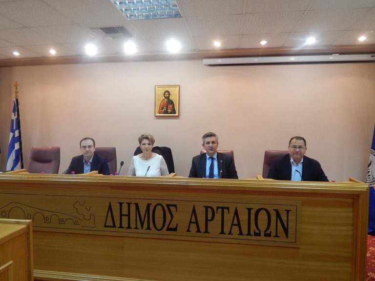 Όλα επί τάπητος στη σύσκεψη για την ανάπτυξη της Άρτας