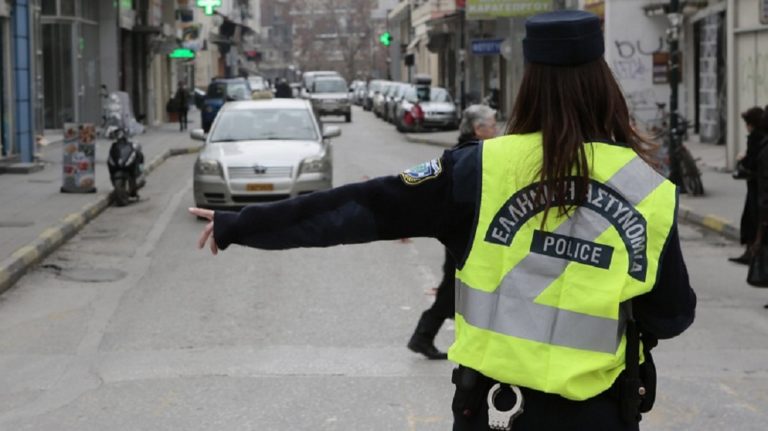 Δήμος Αθηναίων: Σήμερα η επιστροφή των πινακίδων κυκλοφορίας