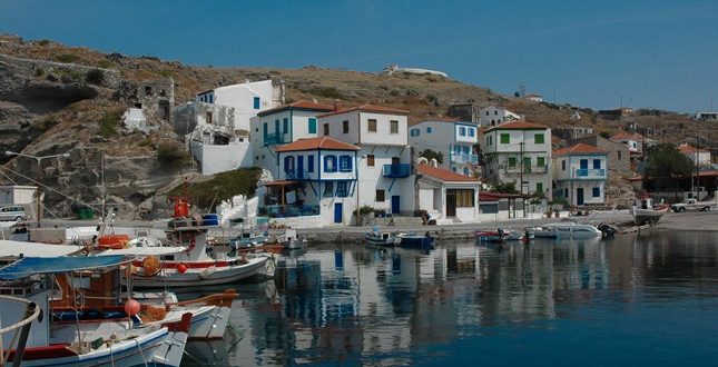 Δωρεάν εισιτήριο για επαγγελματίες και εμπορεύματα στη γραμμή Άγιος Ευστράτιος-Λήμνος με το “Άνεμος”