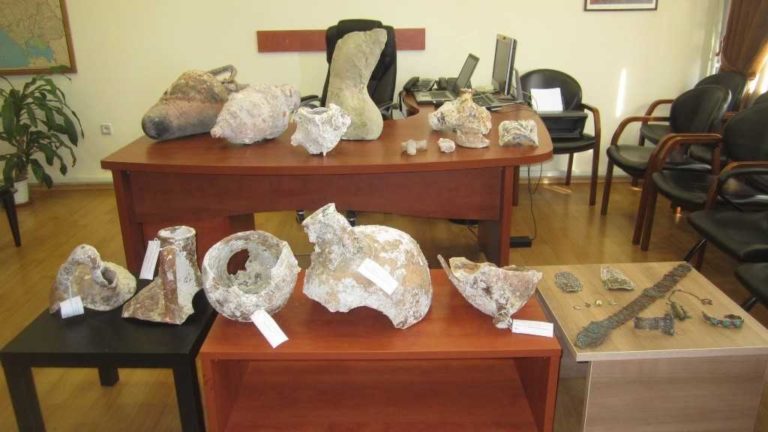 Σύλληψη  Γερμανών για κατοχή αρχαίων