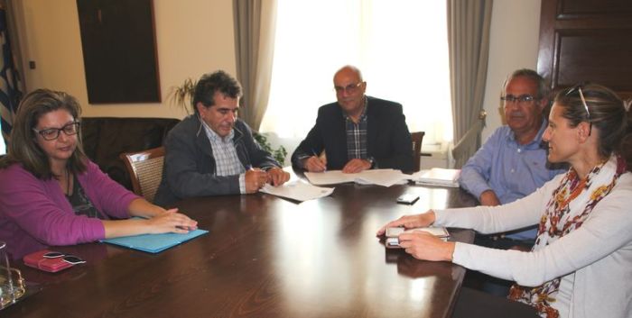 Συντήρηση αθλητικών χώρων στο δήμο Χανίων