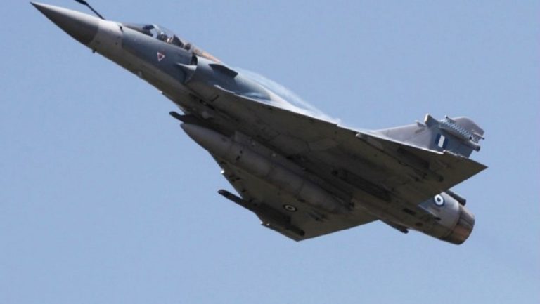 Διερευνώνται τα αίτια της πτώσης του Μιράζ 2000-5 (video)