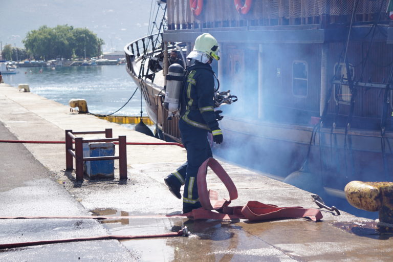 Καλαμάτα: Εντυπωσιακή άσκηση ετοιμότητας στο λιμάνι (video)