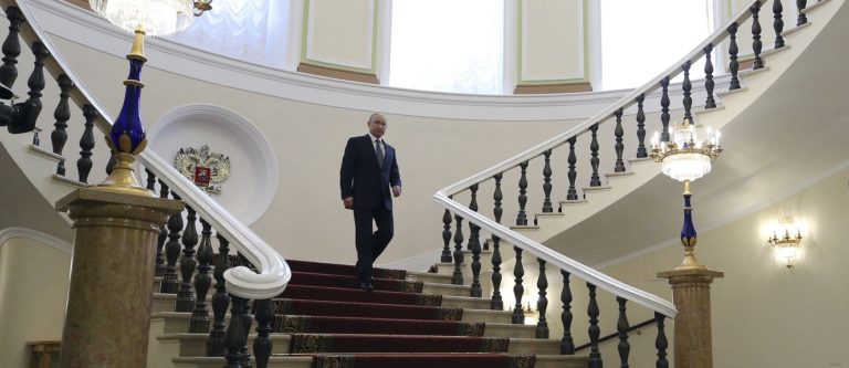 Για τέταρτη θητεία στην προεδρία της Ρωσίας ορκίστηκε ο Πούτιν