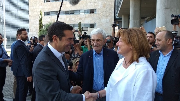 Σε εξέλιξη είναι η συνάντηση του πρωθυπουργού  με τον δήμαρχο Θεσσαλονίκης