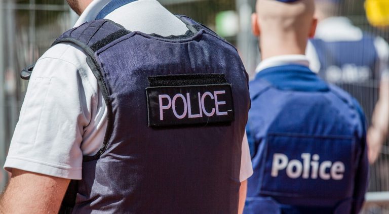 Βέλγιο: Νεκρό δίχρονο κοριτσάκι σε καταδίωξη βαν με μετανάστες