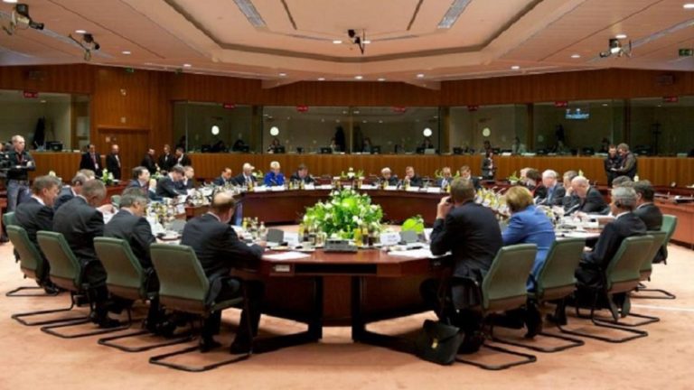 Κρίσιμη συνεδρίαση του Eurogroup – Σεντένο: Προς νέα φάση για την Ελλάδα και το ευρώ (video)