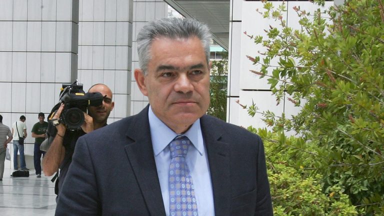 Εξαγοράσιμη ποινή φυλάκισης πέντε ετών στον Τ. Μαντέλη
