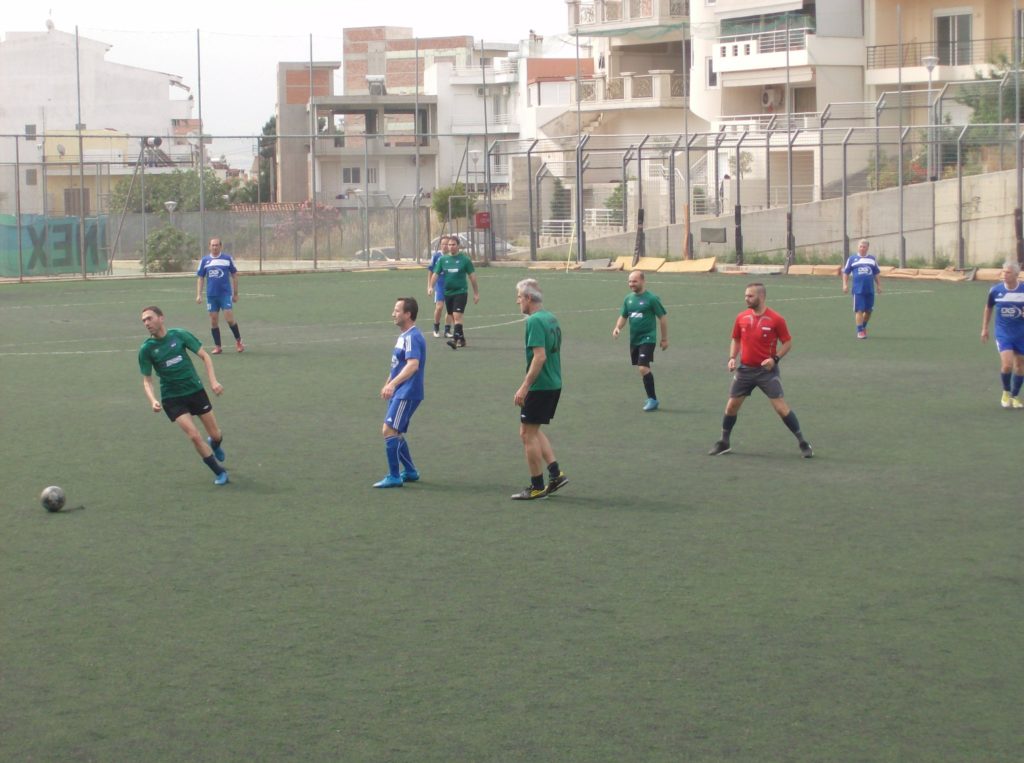 Καθηγητές και στο γρασίδι – Η ποδοσφαιρική ομάδα της ΟΛΜΕ στο ert.gr