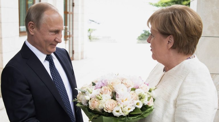 Συνάντηση Πούτιν-Μέρκελ στο Σότσι