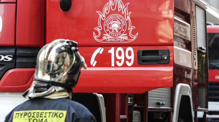 Πυρκαγιά σε περιπολικό στην Αττική Οδό – Σώοι οι αστυνομικοί