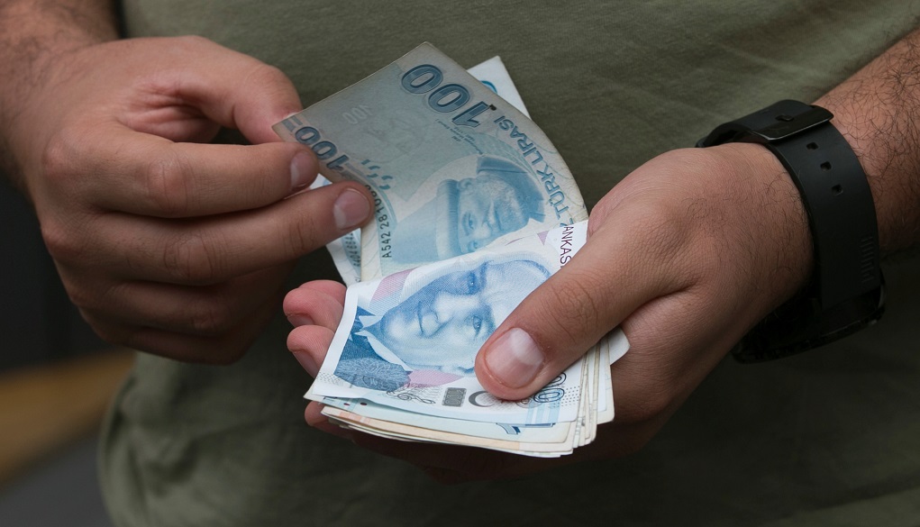 Ένα δολάριο 8 λίρες Τουρκίας και 9,5 για ένα ευρώ-Νέο ιστορικό χαμηλό
