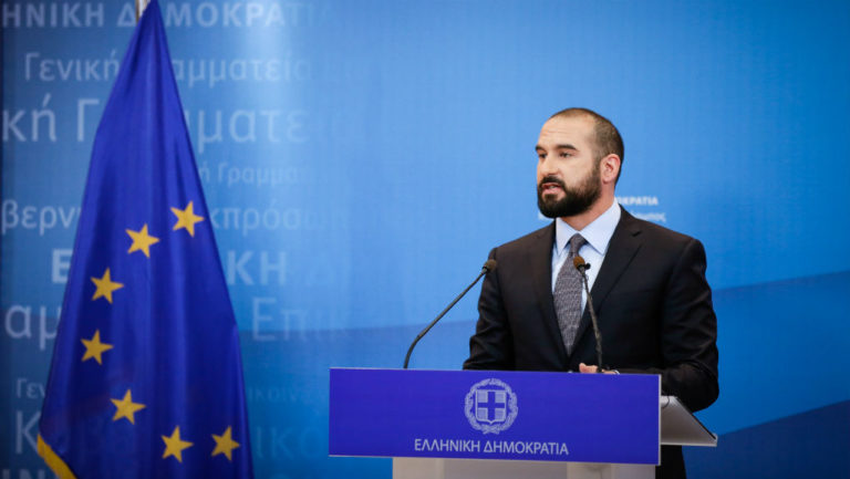 Τζανακόπουλος: Σύνθετη ονομασία και erga omnes προϋπόθεσεις για συμφωνία στο Σκοπιανό (video)