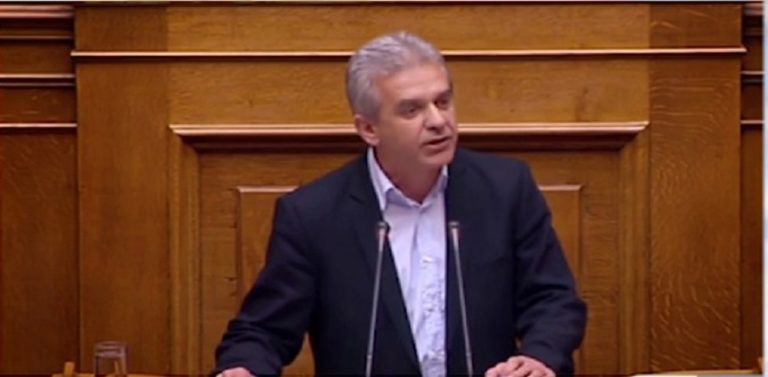 Σ. Βαρδαλής: “Τραμπούκικες ενέργειες που παραπέμπουν σε φασιστικές νοοτροπίες” (audio)