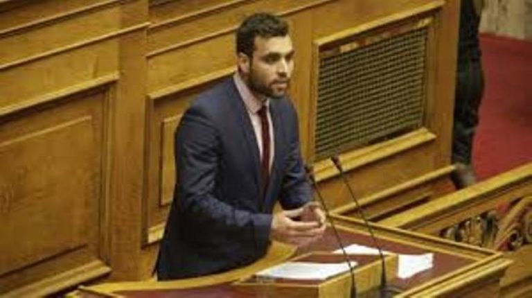 Αν. Μεγαλομύστακας : Κινδυνεύουν οι εξετάσεις στα Δημόσια ΙΕΚ