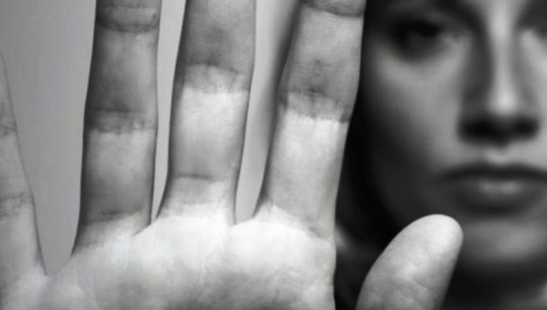 Ηράκλειο: 80 καταγγελίες για ενδοοικογενειακή βία σε δύο μήνες – Επαναλαμβανόμενες 1 στις 4 περιπτώσεις