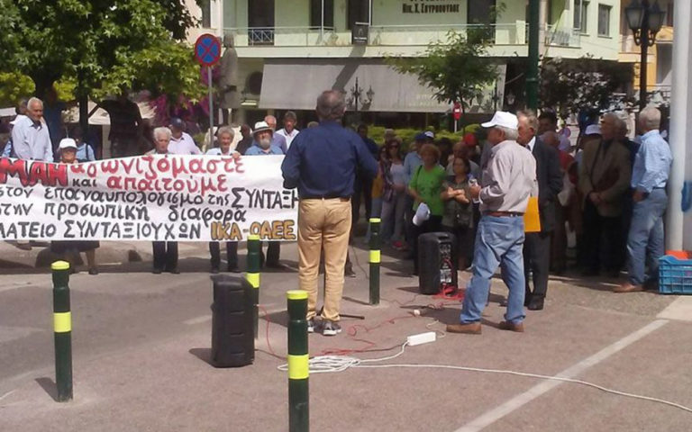 Συγκέντρωση και πορεία συνταξιούχων στον Πύργο