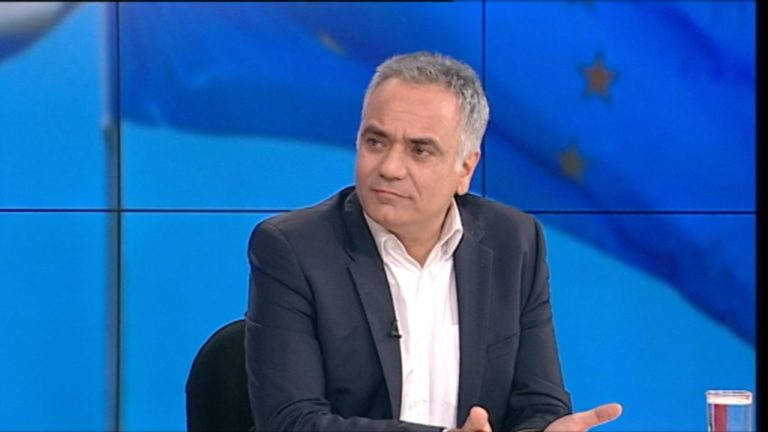 Π. Σκουρλέτης: Να εξετάσουμε τη θεσμική διακριτότητα Πολιτείας – Εκκλησίας (video)