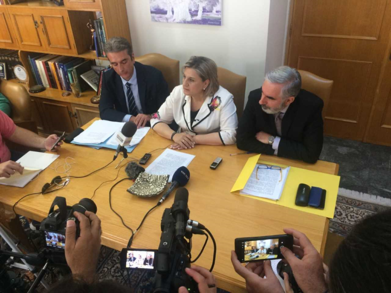 Αλειφέρη: “Ασκήθηκε ποινική δίωξη για τον κοριό”