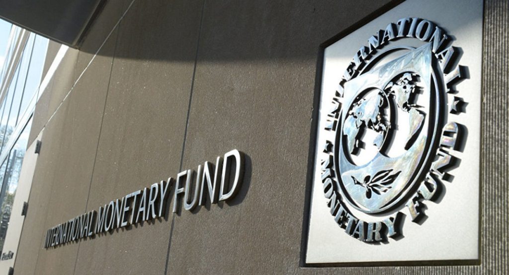 ΔΝΤ: Επιβεβαιώθηκε η μεσοπρόθεσμη βιωσιμότητα του ελληνικού χρέους