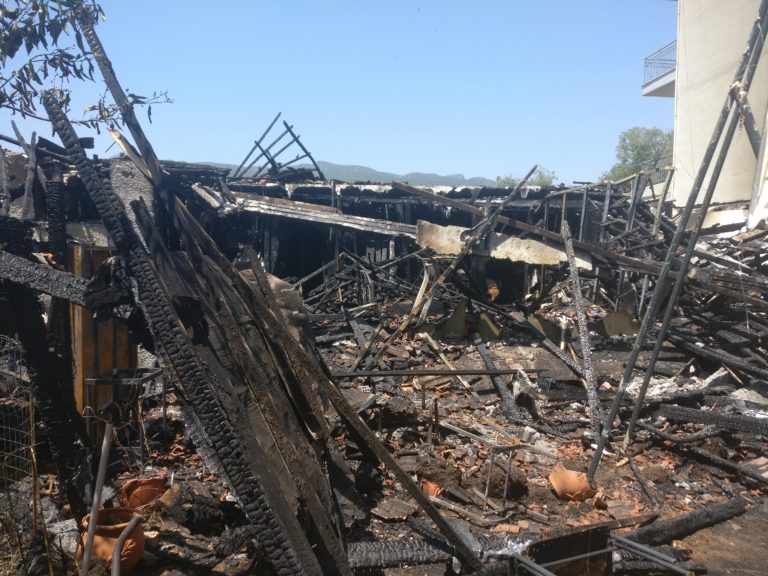 Καλαμάτα: Βοήθεια στην οικογένεια που κάηκε το σπίτι της
