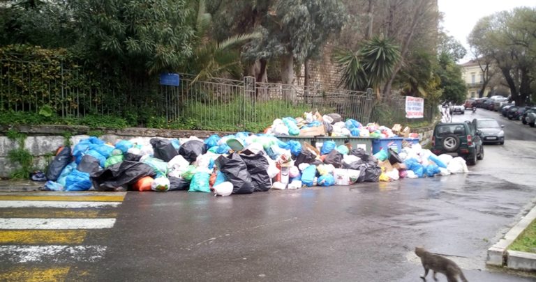 Κέρκυρα: Η αποκομιδή των απορριμμάτων στην έκτακτη συνεδρίαση του Δημ. Συμβουλίου