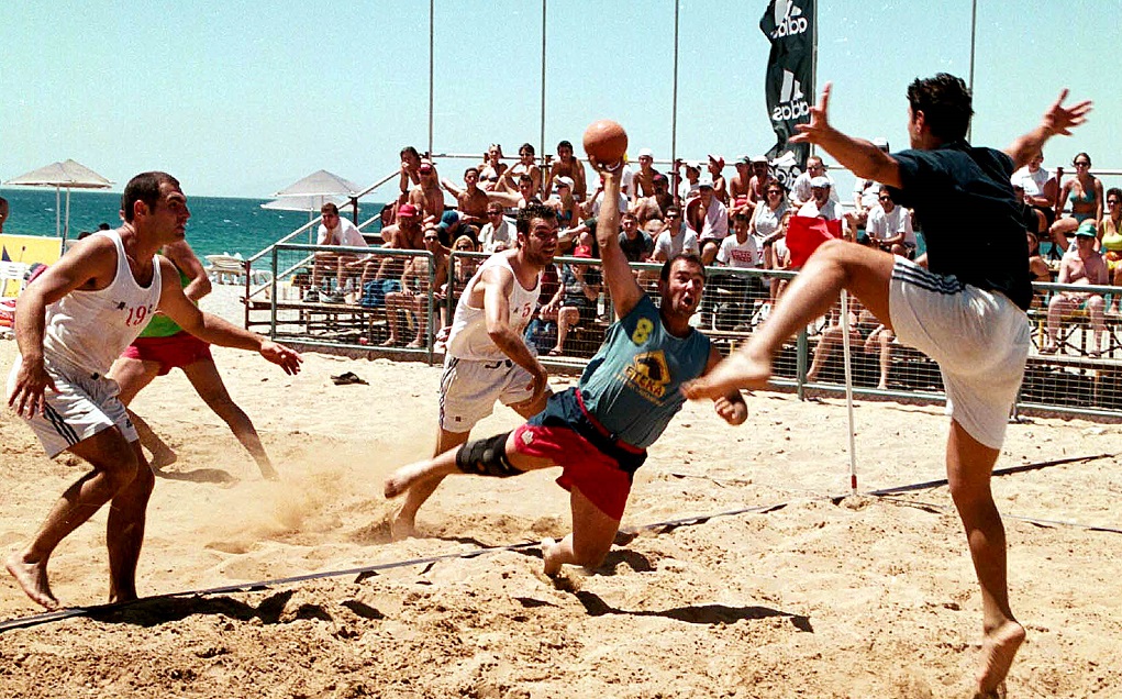 Διεθνές τουρνουά Beach Handball στην παραλία Αγ. Αποστόλων