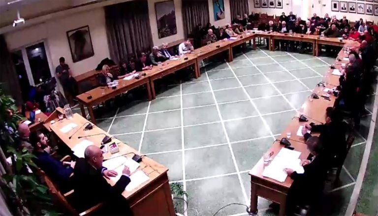 Χανιά: Έκτακτη συνεδρίαση του Δημοτικού Συμβουλίου