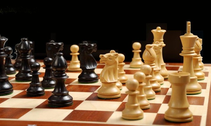Λιλιπούτειοι σκακιστές «αναμετρώνται» με πρωταθλητές στο δήμο Νεάπολης-Συκεών