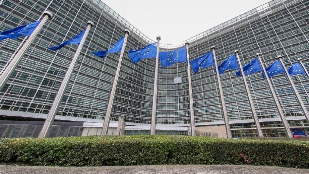Η ΕΕ παρατείνει για έξι μήνες τις κυρώσεις σε βάρος της Ρωσίας