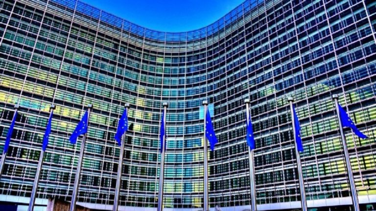 Κομισιόν: Η ΕΕ χαιρετίζει τη συμφωνία των κυβερνήσεων Αλβανίας και Ελλάδας