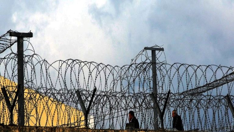 Στάση κρατουμένων στις φυλακές Τρικάλων