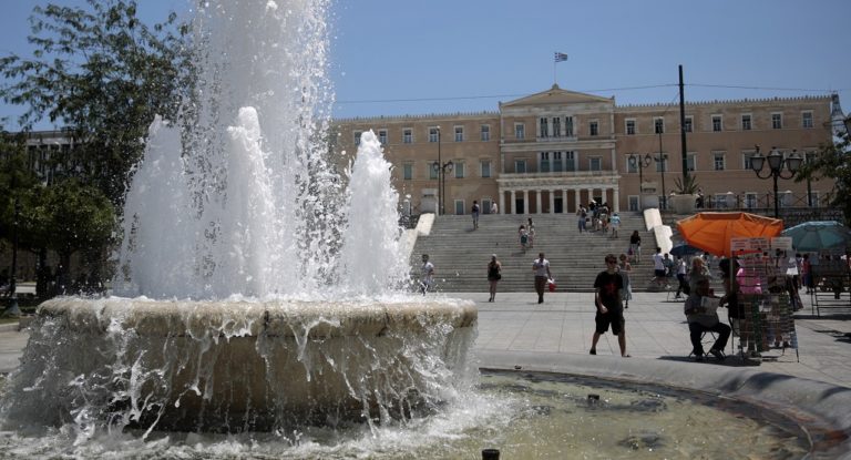 Μίνι-καύσωνας προ των πυλών – Στους 36 θα σκαρφαλώσει το θερμόμετρο