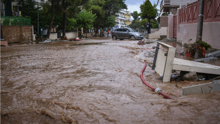 Προκαταρκτική εξέταση για τις πλημμύρες στη Μάνδρα