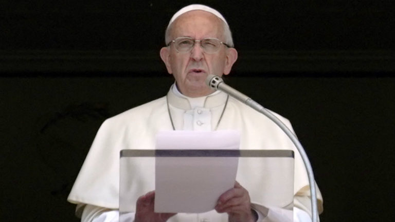 Ο Πάπας Φραγκίσκος προσεύχεται να πάνε όλα καλά στη συνάντηση Τραμπ-Κιμ
