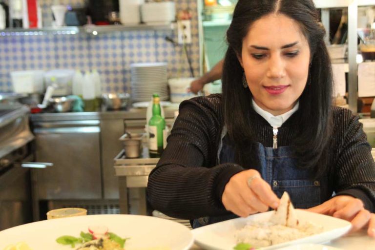 Φεστιβάλ  Μαγειρικής  Προσφύγων – Σεφ από το Ιράν στον Κεραμεικό (Video)
